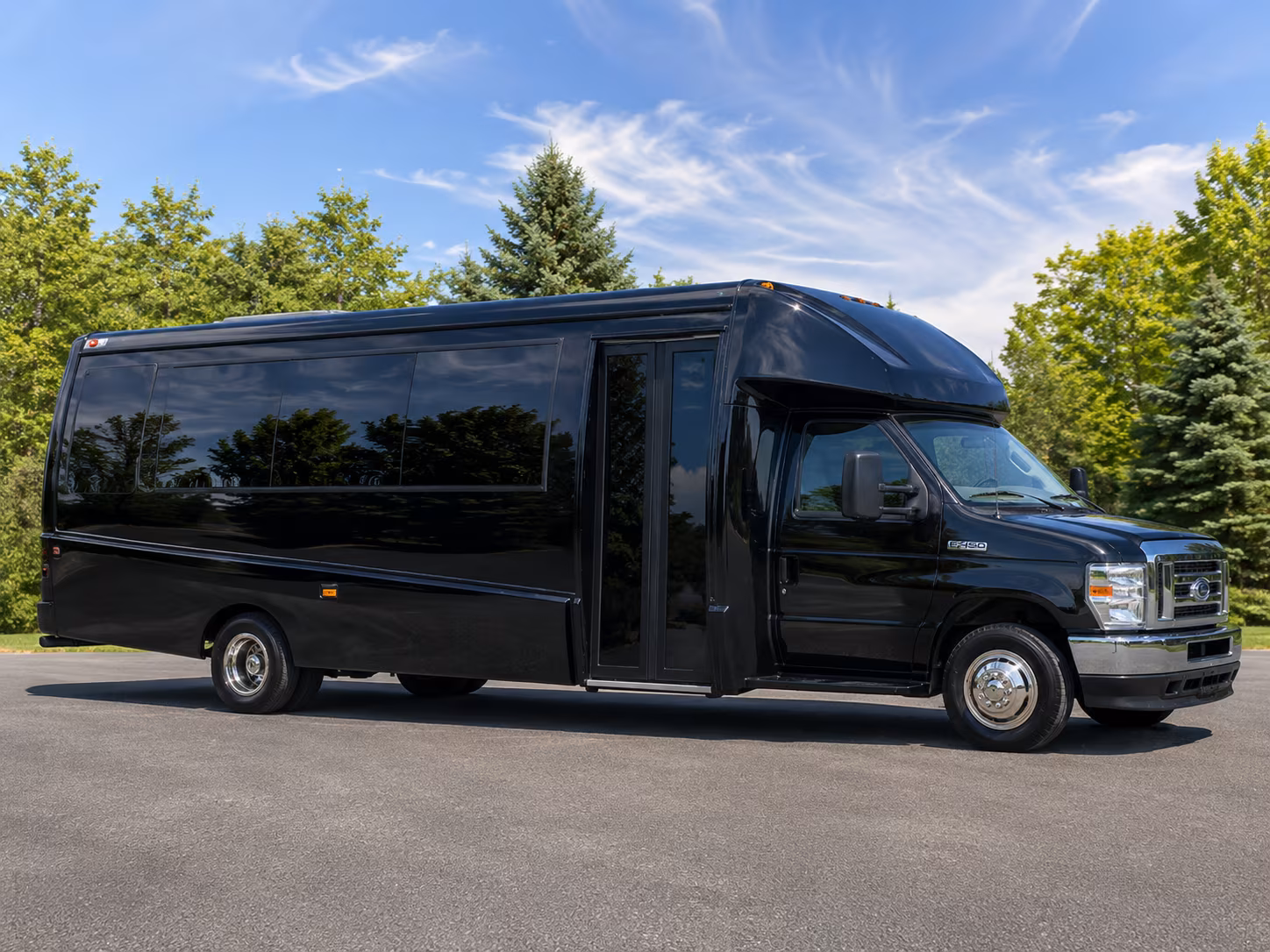 minibus rentals built for woodbury prom groups