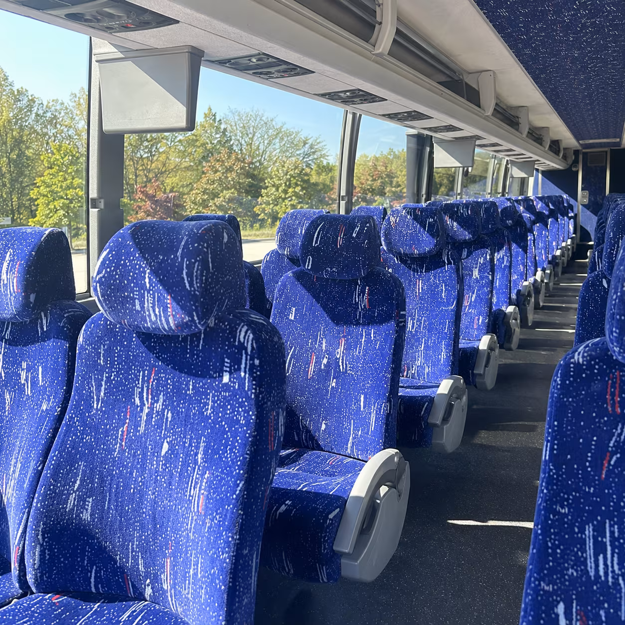 senior congregation shuttle buses for woodbury churches