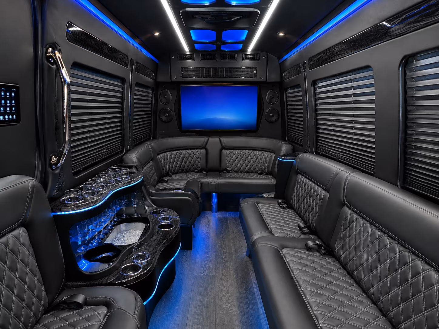 shuttle buses to first avenue and minneapolis club venue shows