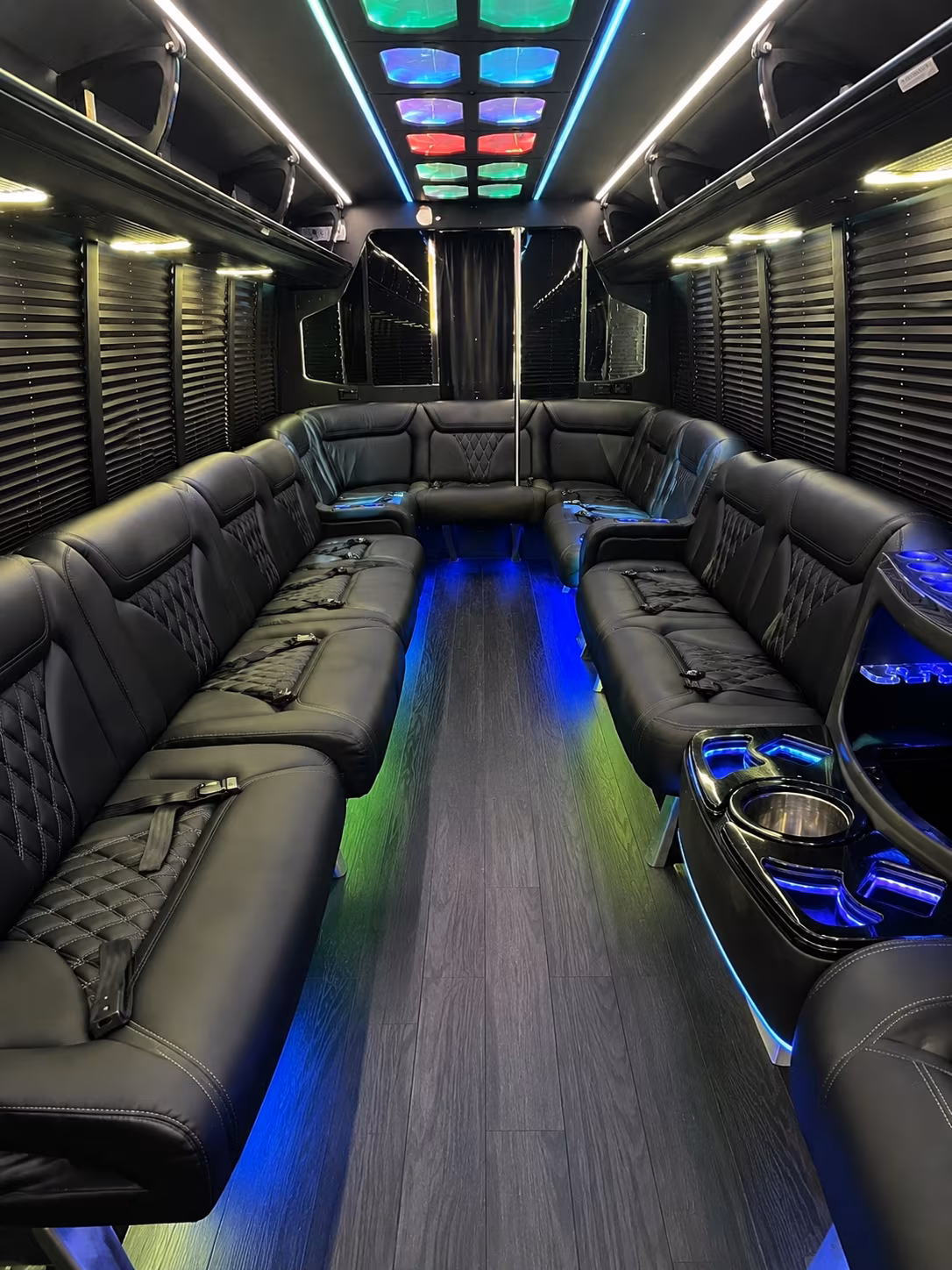 woodbury 20 passenger party bus interior